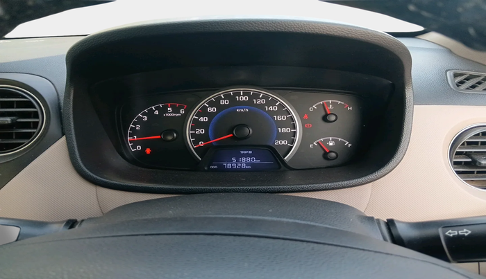 2017 Hyundai Grand i10 SPORTZ U2 1.2 CRDI, Diesel, Manual, 78,928 km, interior