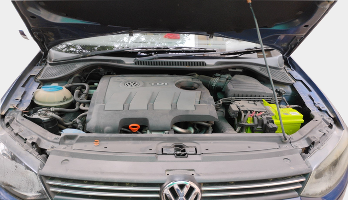 2013 Volkswagen Vento HIGHLINE DIESEL 1.6, Diesel, Manual, 1,89,930 km, exterior