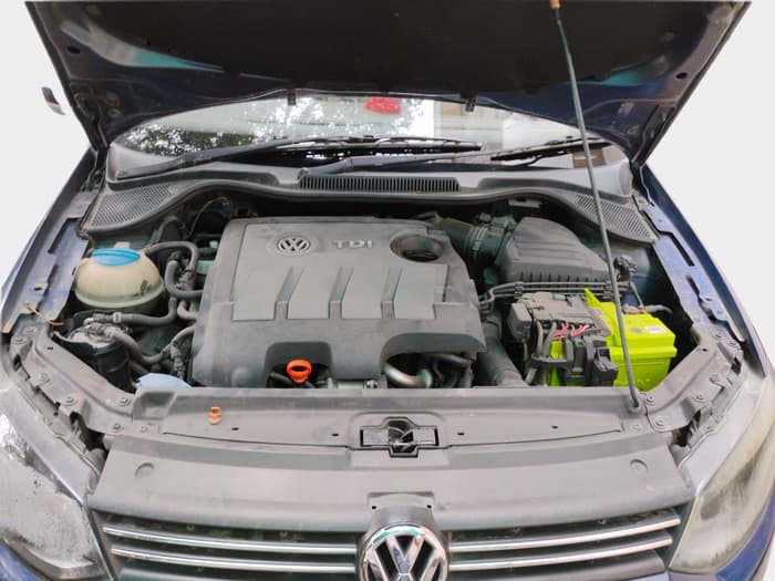 2013 Volkswagen Vento HIGHLINE DIESEL 1.6, Diesel, Manual, 1,89,930 km, exterior