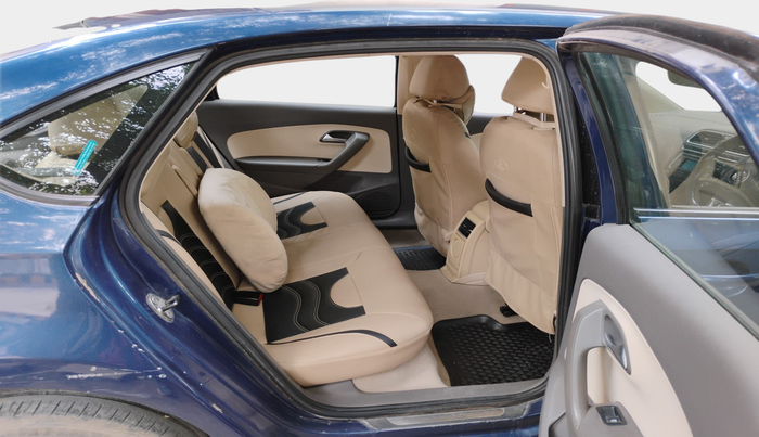 2013 Volkswagen Vento HIGHLINE DIESEL 1.6, Diesel, Manual, 1,89,930 km, interior