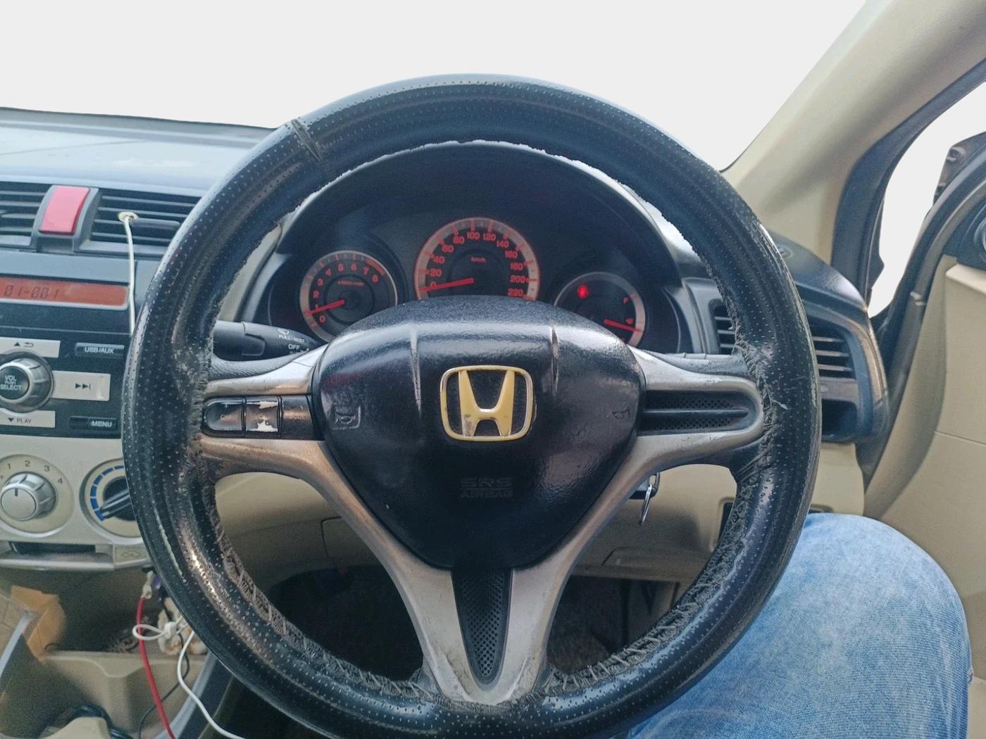 2011 Honda City 1.5L I-VTEC V MT, Petrol, Manual, 1,57,446 km, interior