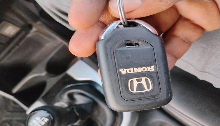 2017 Honda WR-V 1.5L I-DTEC VX MT, Diesel, Manual, 1,07,999 km, interior