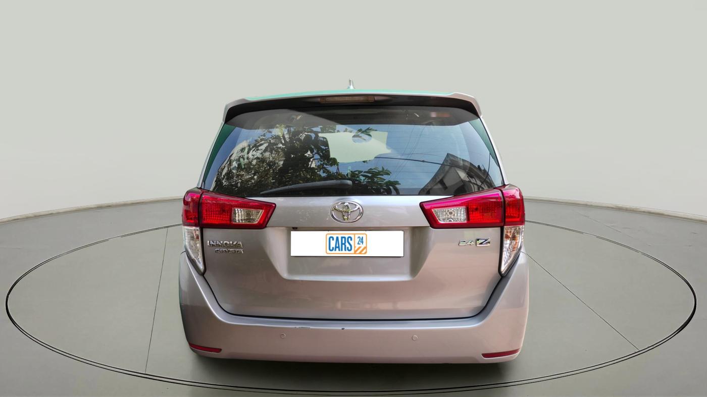 2016 Toyota Innova Crysta 2.4 ZX 7 STR, Diesel, Manual, 1,42,025 km, exterior