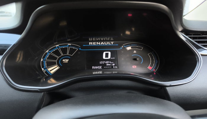 2022 Renault TRIBER RXT, Petrol, Manual, 1,22,484 km, interior