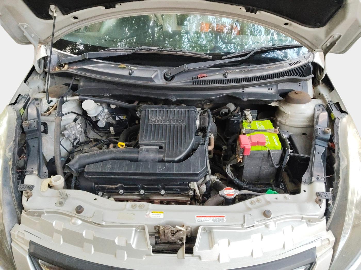 2016 Maruti Swift Dzire VXI, Petrol, Manual, 1,02,477 km, exterior