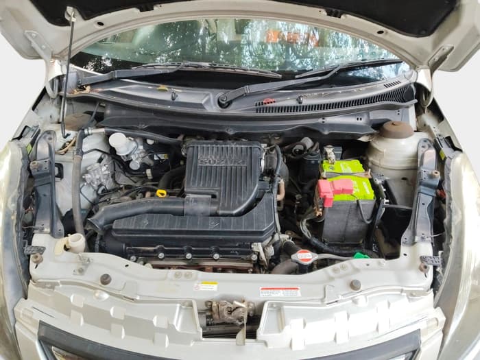 2016 Maruti Swift Dzire VXI, Petrol, Manual, 1,02,477 km, exterior