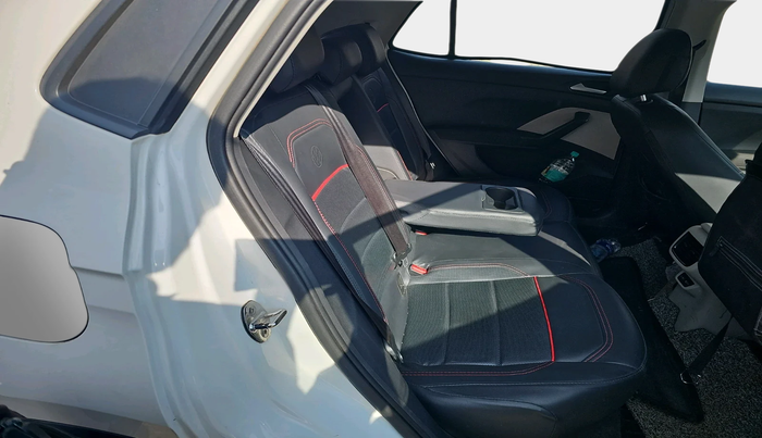 2022 Volkswagen TAIGUN HIGHLINE 1.0 TSI MT, Petrol, Manual, 83,457 km, interior