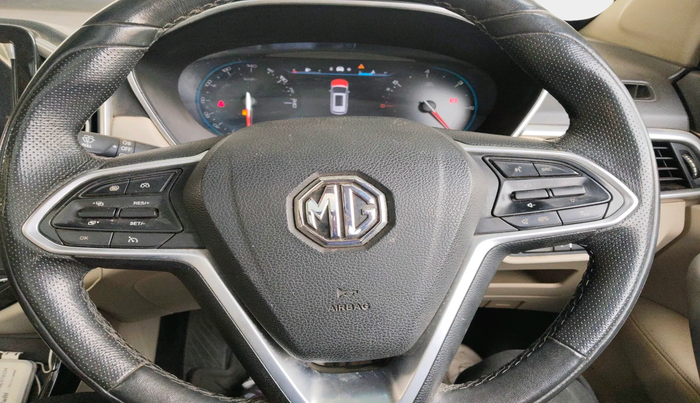 2022 MG HECTOR SHARP HYBRID 1.5 PETROL, Petrol, Manual, 22,639 km, interior