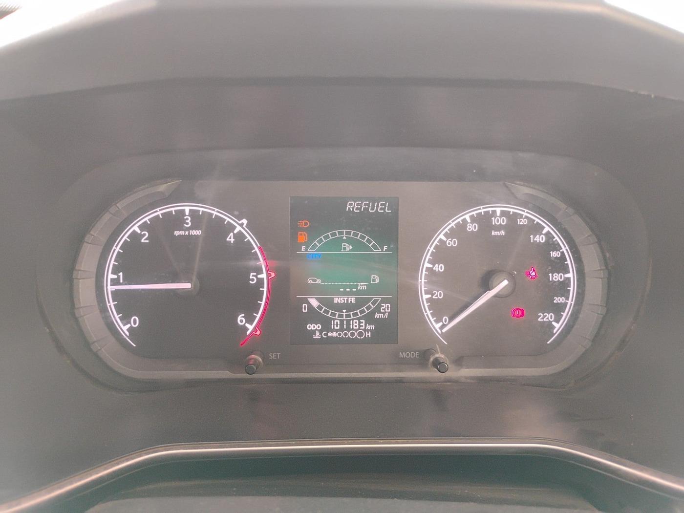 2019 Tata Harrier XT 2.0L KRYOTEC, Diesel, Manual, 1,01,183 km, interior