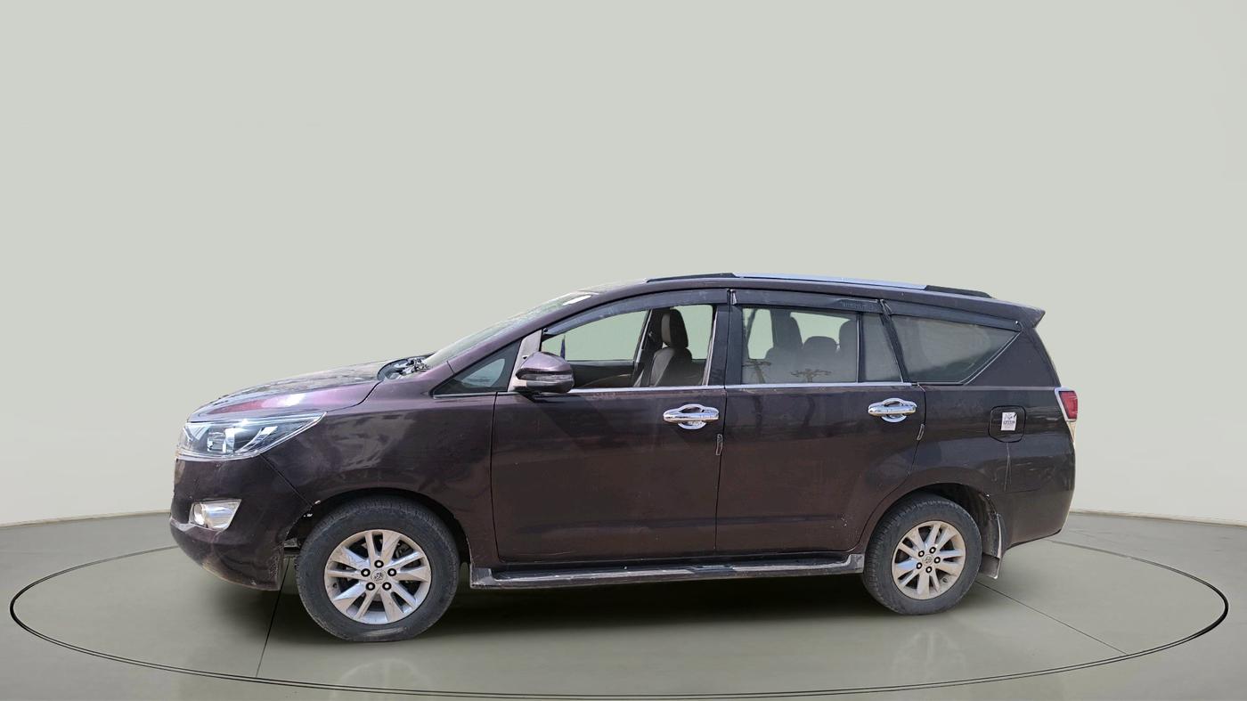 2020 Toyota Innova Crysta 2.4 GX 8 STR, Diesel, Manual, 1,42,330 km, exterior