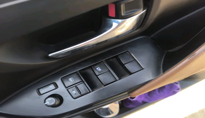 2020 Toyota Innova Crysta 2.4 GX 8 STR, Diesel, Manual, 1,42,330 km, interior