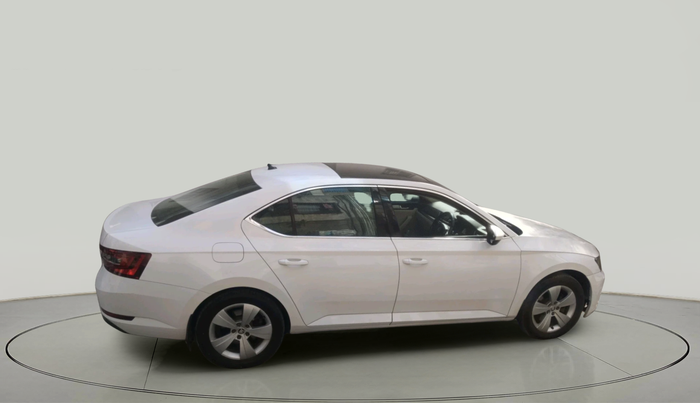 2018 Skoda Superb STYLE 2.0 TDI AT, Diesel, Automatic, 1,41,530 km, exterior