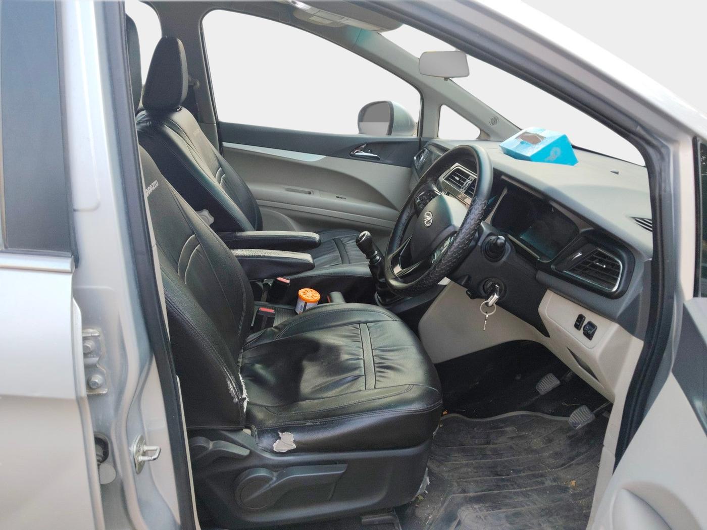 2019 Mahindra MARAZZO M6 8 STR, Diesel, Manual, 1,46,531 km, interior