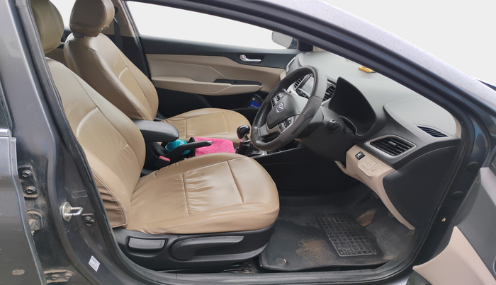 2019 Hyundai Verna 1.6 VTVT SX, Petrol, Manual, 95,931 km, interior