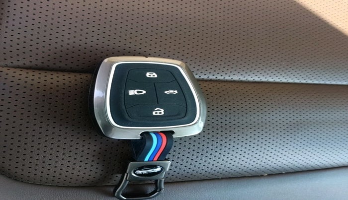 2023 Tata Harrier XZ PLUS 2.0L DUAL TONE, Diesel, Manual, 1,02,839 km, interior