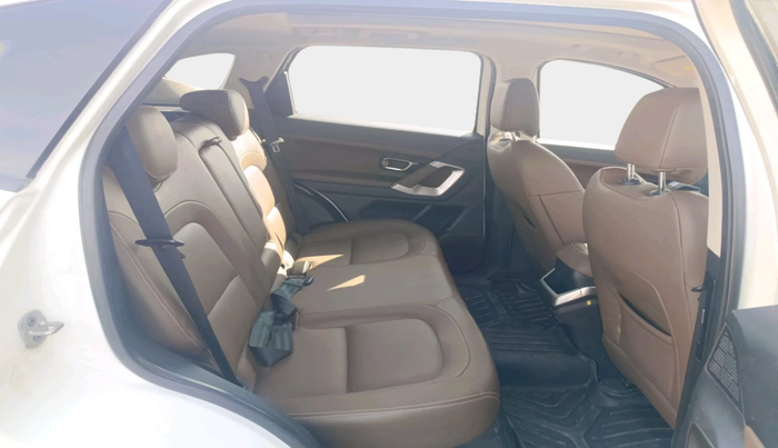 2023 Tata Harrier XZ PLUS 2.0L DUAL TONE, Diesel, Manual, 1,02,839 km, interior