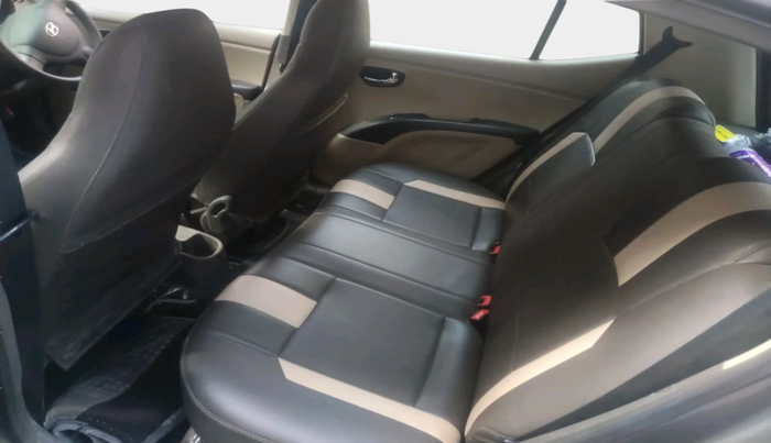 2013 Hyundai i10 MAGNA 1.2, Petrol, Manual, 43,797 km, interior