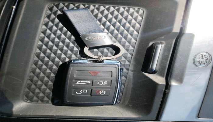 2020 Landrover Range Rover Evoque 2.0 DIESEL S, Diesel, Automatic, 1,59,922 km, interior