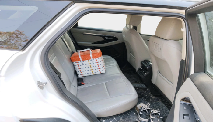 2020 Landrover Range Rover Evoque 2.0 DIESEL S, Diesel, Automatic, 1,59,922 km, interior