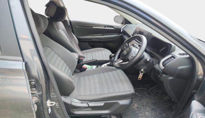 2020 KIA SONET HTK 1.2, Petrol, Manual, 29,775 km, interior