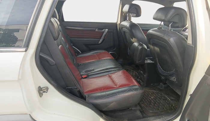 2011 Chevrolet Captiva XTREME, Diesel, Manual, 1,66,928 km, interior