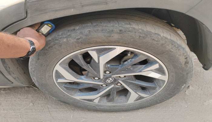 2021 Hyundai Creta SX (O) AT 1.5 DIESEL, Diesel, Automatic, 59,153 km, tyre