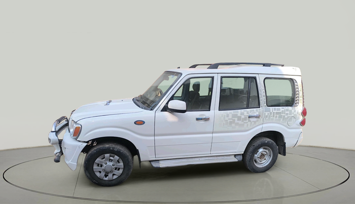 2014 Mahindra Scorpio EX M2DI, Diesel, Manual, 65,018 km, exterior