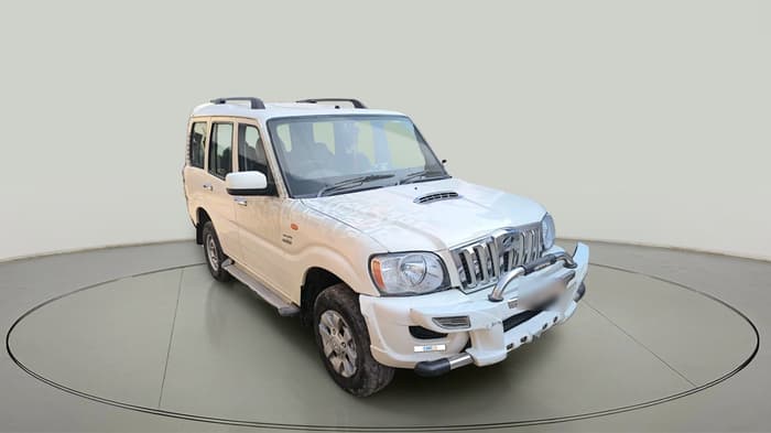 2014 Mahindra Scorpio EX M2DI, Diesel, Manual, 65,018 km, exterior