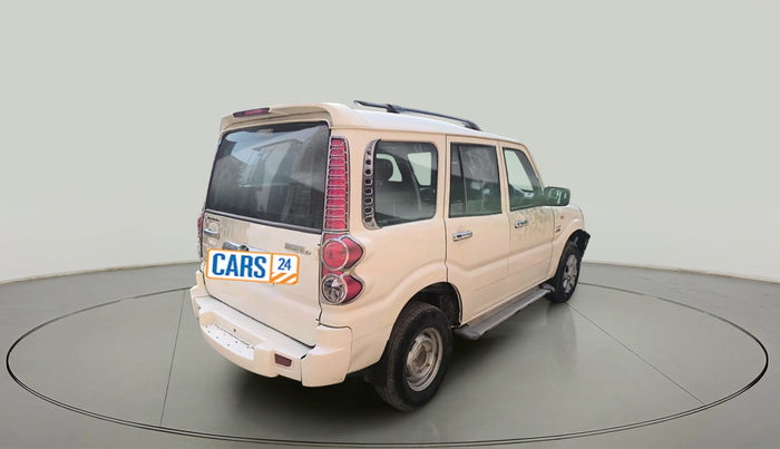 2014 Mahindra Scorpio EX M2DI, Diesel, Manual, 65,018 km, exterior