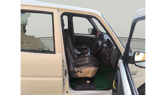 2014 Mahindra Scorpio EX M2DI, Diesel, Manual, 65,018 km, interior