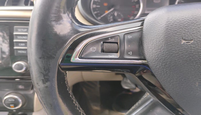 2013 Skoda Octavia ELEGANCE 2.0 TDI AT, Diesel, Automatic, 86,935 km, interior