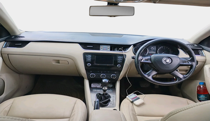2013 Skoda Octavia ELEGANCE 2.0 TDI AT, Diesel, Automatic, 86,935 km, interior