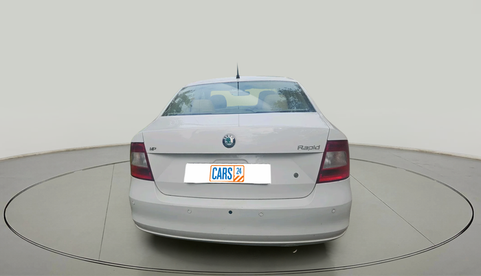 2012 Skoda Rapid ELEGANCE 1.6 MPI AT, Petrol, Automatic, 92,437 km, exterior