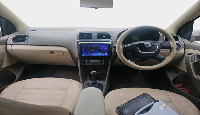 2012 Skoda Rapid ELEGANCE 1.6 MPI AT, Petrol, Automatic, 92,437 km, interior