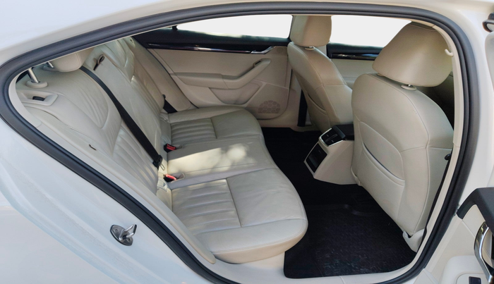 2018 Skoda Octavia L&K 1.8 TSI AT, Petrol, Automatic, 97,350 km, interior