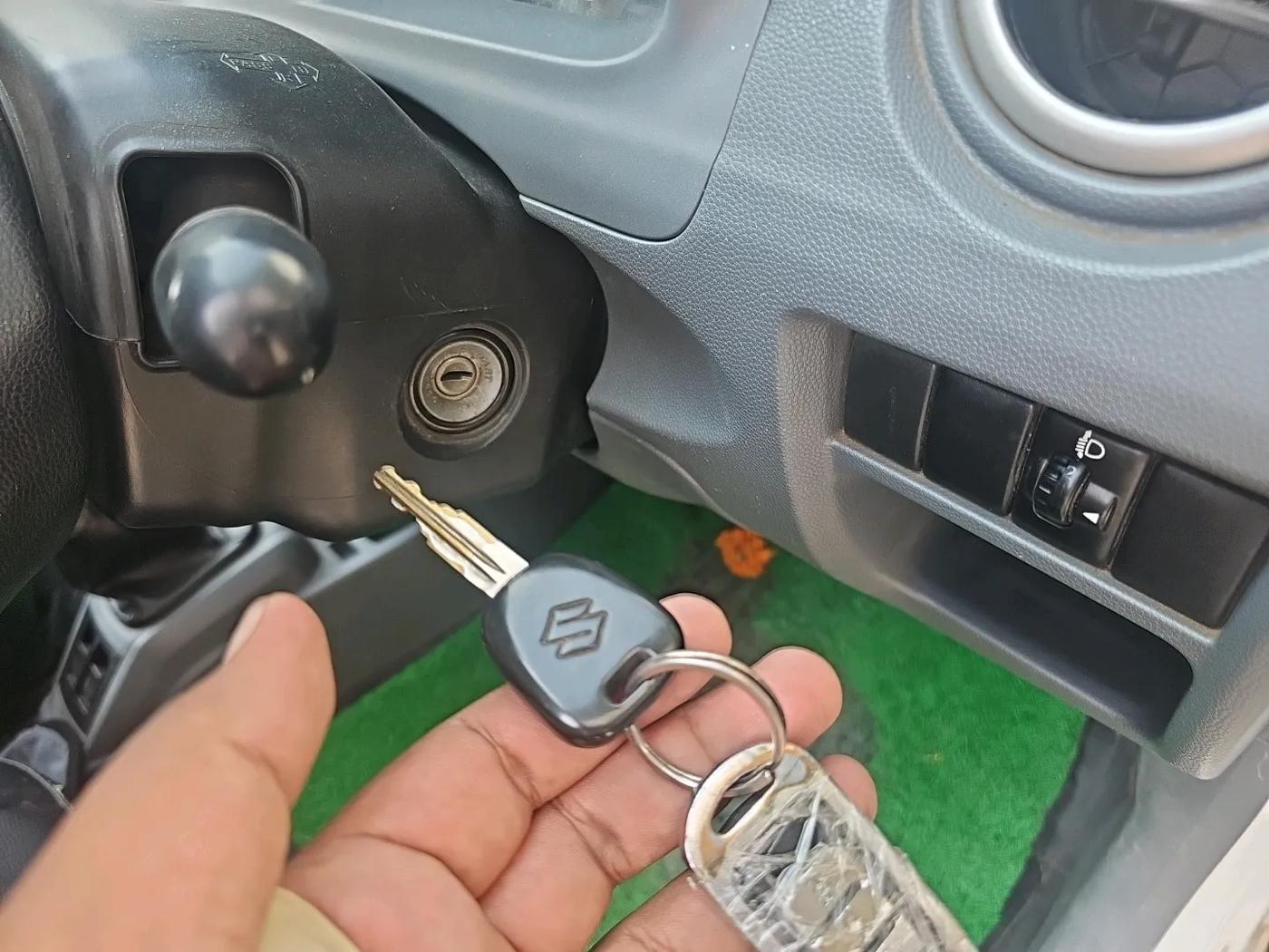 2015 Maruti Alto 800 LXI, Petrol, Manual, 1,04,025 km, interior