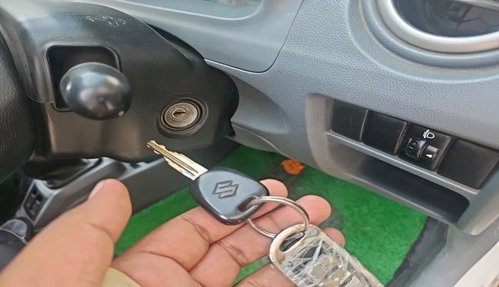 2015 Maruti Alto 800 LXI, Petrol, Manual, 1,04,025 km, interior