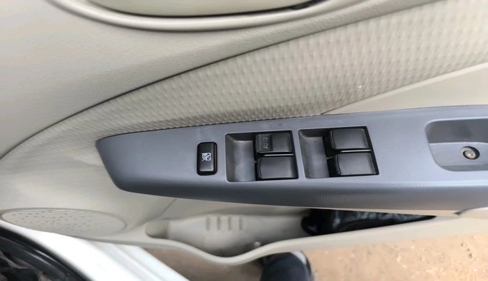 2013 Toyota Etios GD, Diesel, Manual, 1,84,018 km, interior