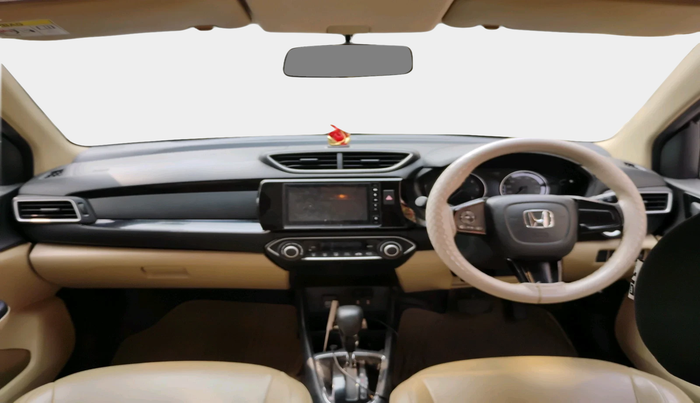 2021 Honda Amaze 1.5L I-DTEC VX CVT, Diesel, Automatic, 99,418 km, interior