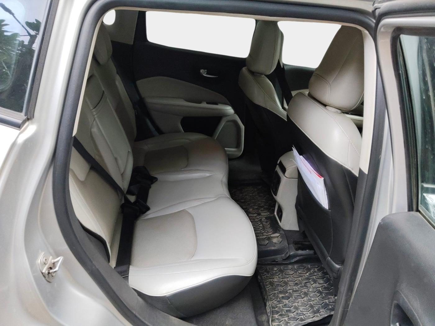 2017 Jeep Compass LIMITED 2.0 DIESEL, Diesel, Manual, 1,07,390 km, interior