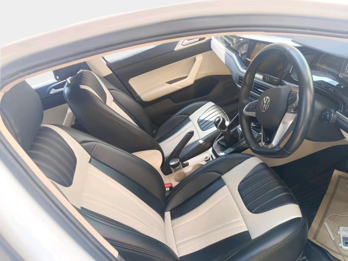2023 Volkswagen VIRTUS HIGHLINE TSI 1.0 MT, Petrol, Manual, 10,110 km, interior