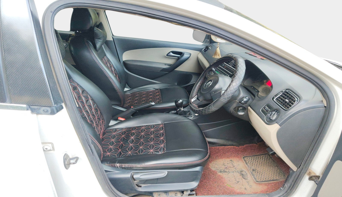 2013 Volkswagen Polo GT TDI, Diesel, Manual, 1,27,455 km, interior