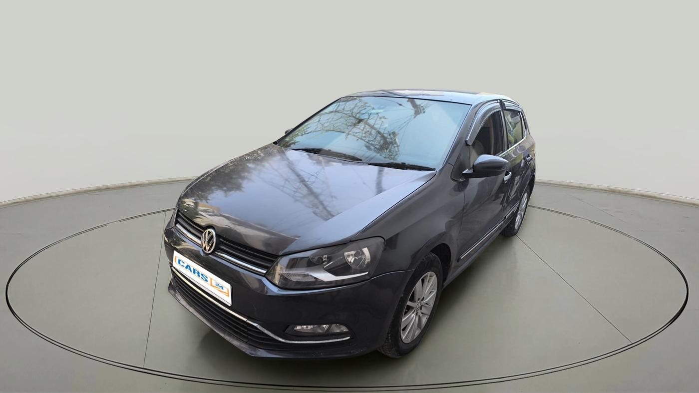 2016 Volkswagen Polo HIGHLINE1.5L, Diesel, Manual, 1,18,850 km, exterior