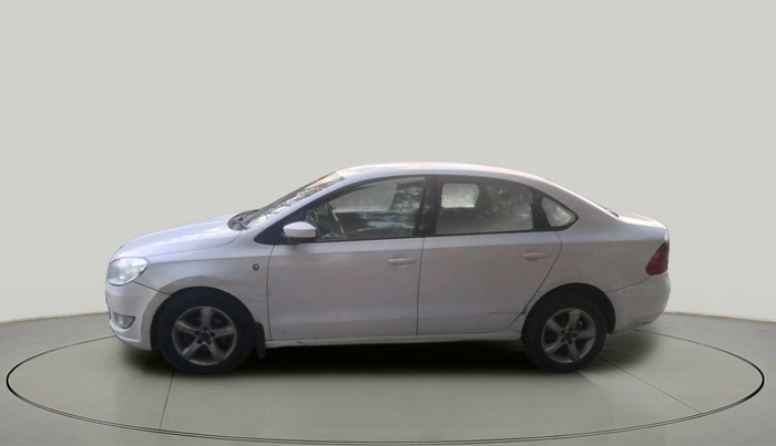 2014 Skoda Rapid AMBITION 1.6 TDI CR MT, Diesel, Manual, 2,40,563 km, exterior