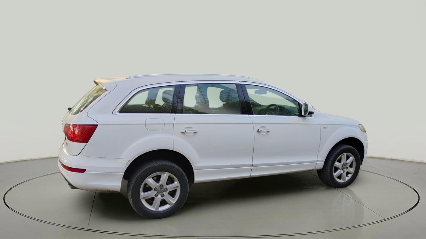 2009 Audi Q7 3.0 TDI QUATTRO, Diesel, Automatic, 1,45,387 km, exterior