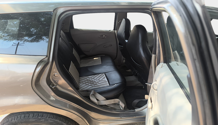 2016 Datsun Go Plus T, Petrol, Manual, 1,14,956 km, interior