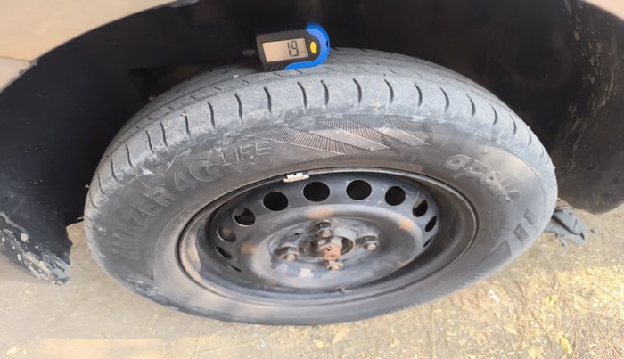 2016 Datsun Go Plus T, Petrol, Manual, 1,14,956 km, tyre