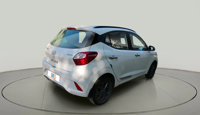2021 Hyundai GRAND I10 NIOS SPORTZ 1.2 KAPPA VTVT CNG, Petrol, Manual, 73,352 km, exterior