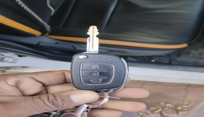 2021 Hyundai GRAND I10 NIOS SPORTZ 1.2 KAPPA VTVT CNG, Petrol, Manual, 73,352 km, interior