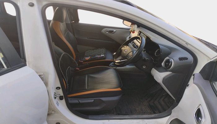 2021 Hyundai GRAND I10 NIOS SPORTZ 1.2 KAPPA VTVT CNG, Petrol, Manual, 73,352 km, interior